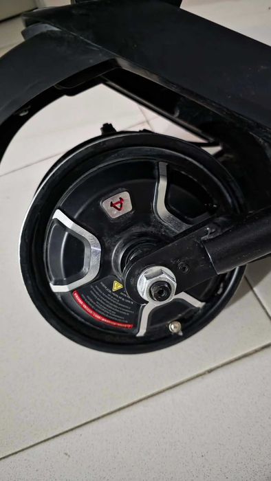 Trotine elétrica NIU KQI3 PRO