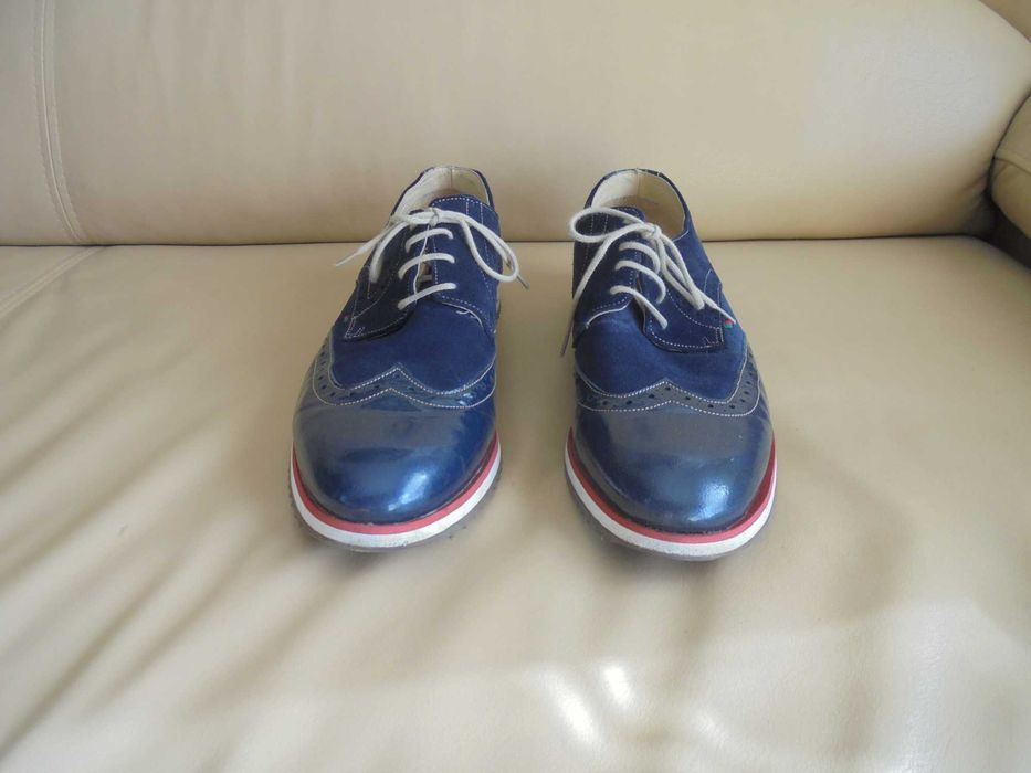 sapatos de homem cor azul