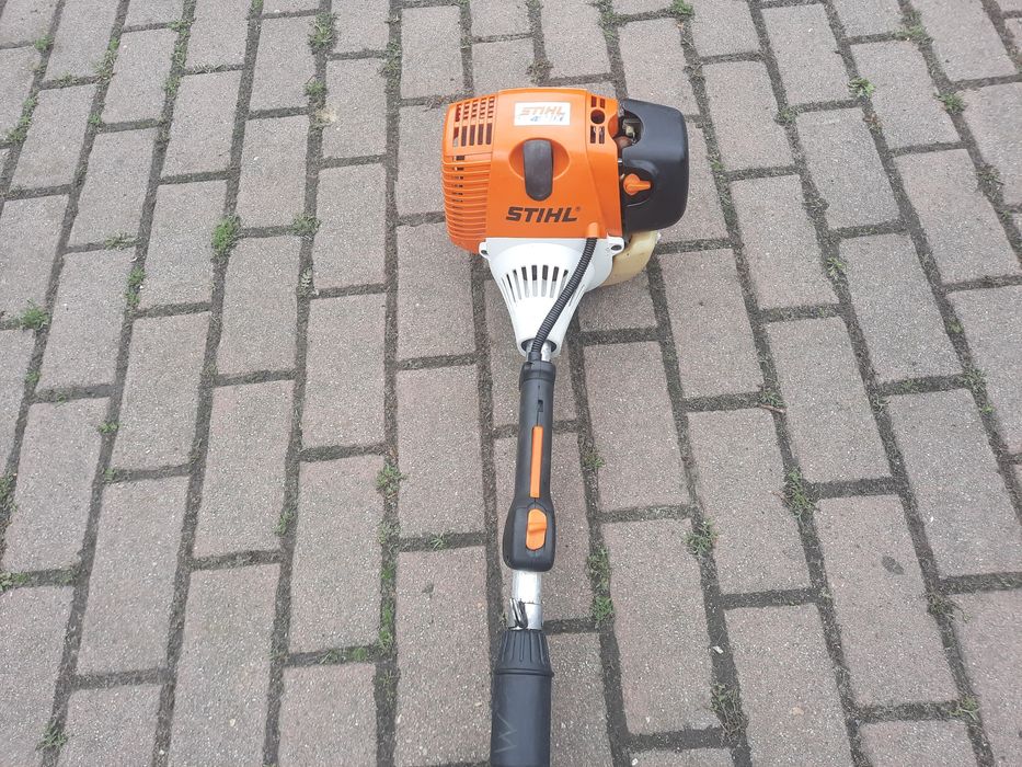 Pila stihl Ht KM 130 na wysięgniku podkrzesywarka