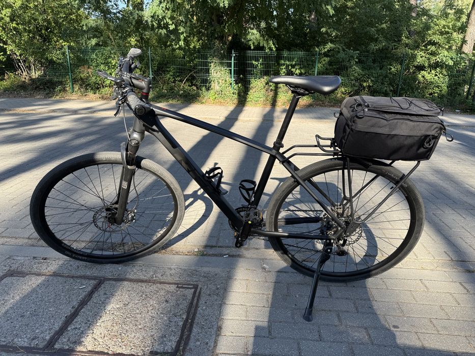 Trek dual sport 3 gen 4 Amortyzator Rockshox hamulce SLX