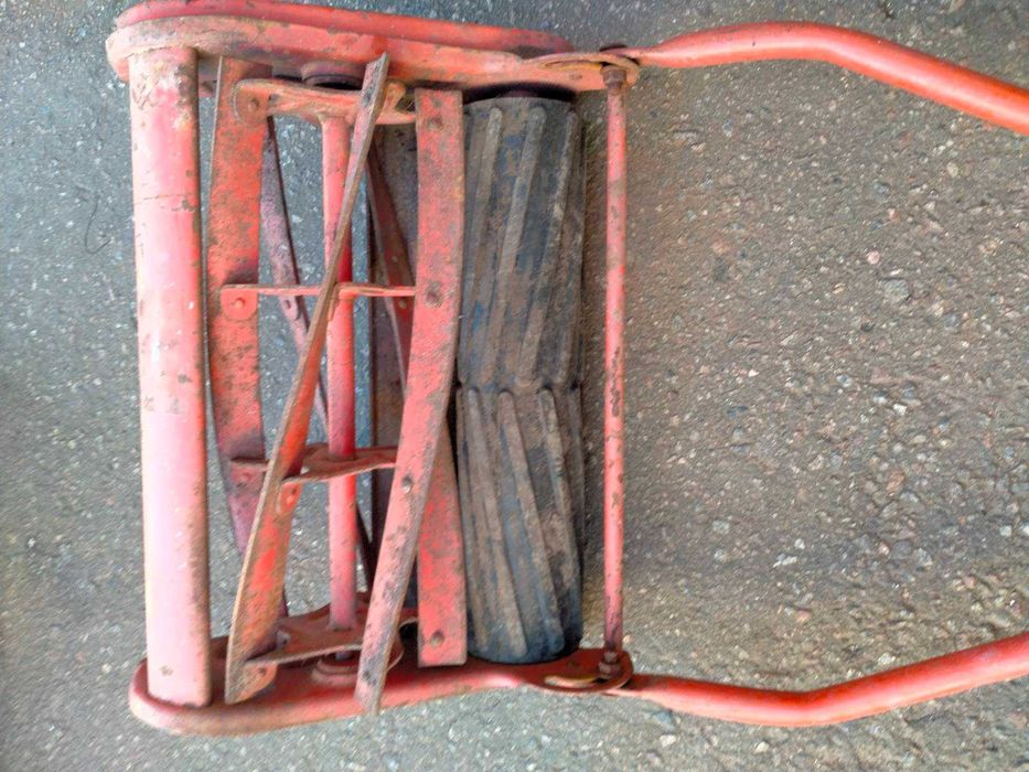 Газонокосилка механическая из СССР ручная можно для гольфа и фитнеса