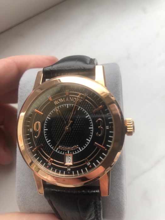 Часы золотые Romanoff