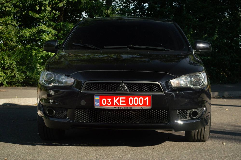 Продам Mitsubishi LANCER