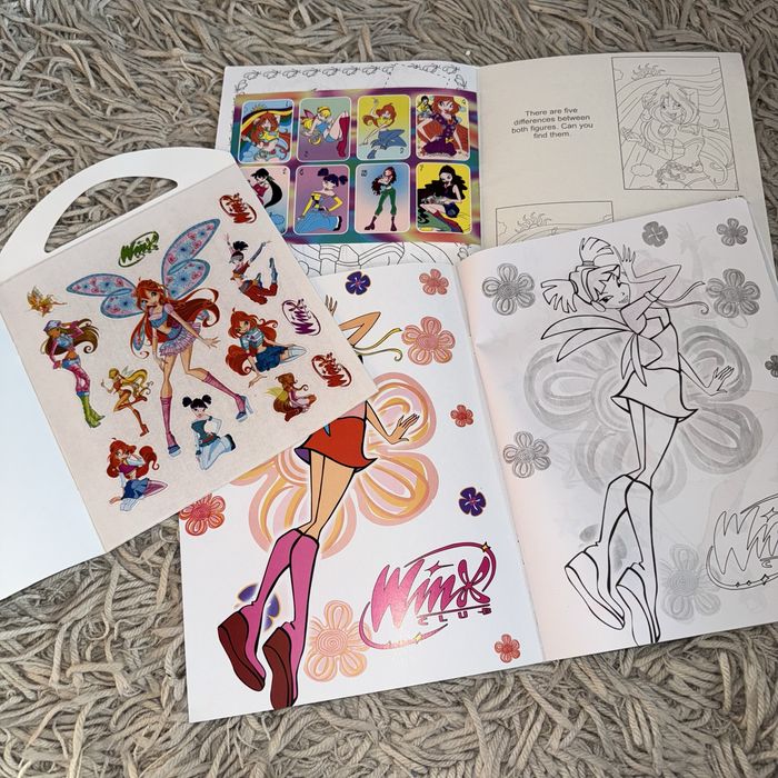 Розмальовки расскраски барби микки маус winx кошечка мари bratz