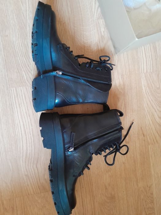 Черевики Hugo Boss 35 р