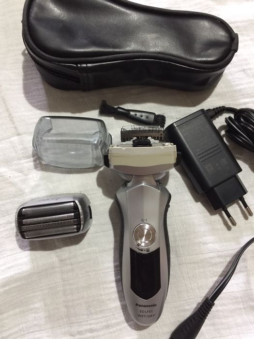 Єлектро бритва Panasonic ES-LF51