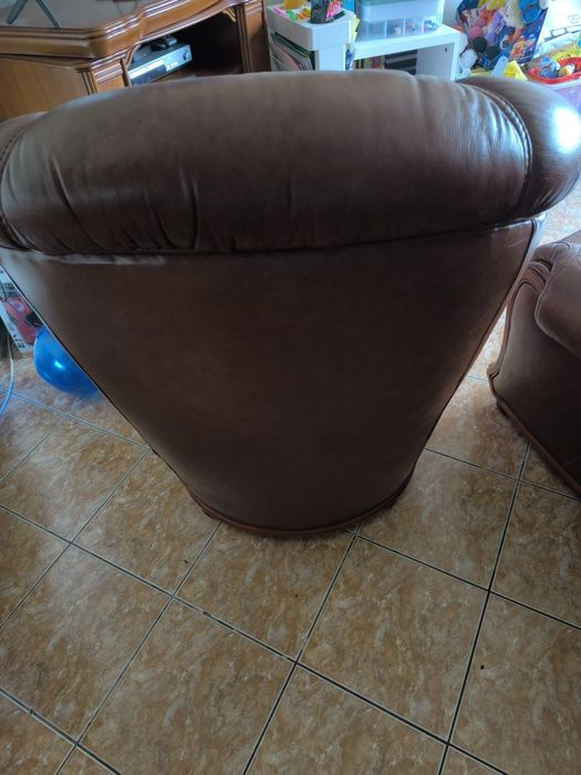 Conjunto de Sofás em pele genuína
