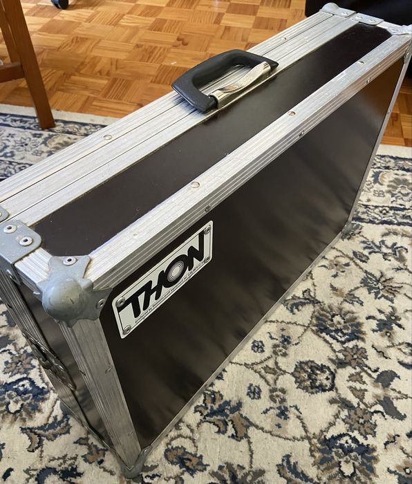 LINE 6 POD HD 500 + Hard case thon profissional