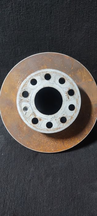 Диски гальмівні задні Гольф 5 Гольф 6 Шкода Октавіа А5 нові з Німеччин