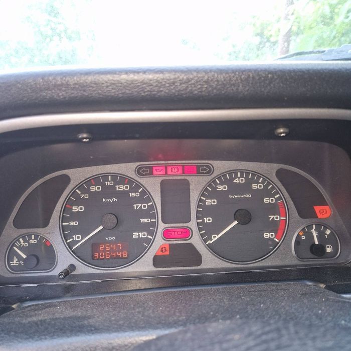 Peugeot 306 на польських номерах