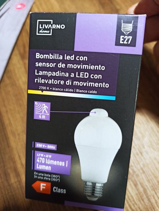 Lâmpada com sensor de movimento