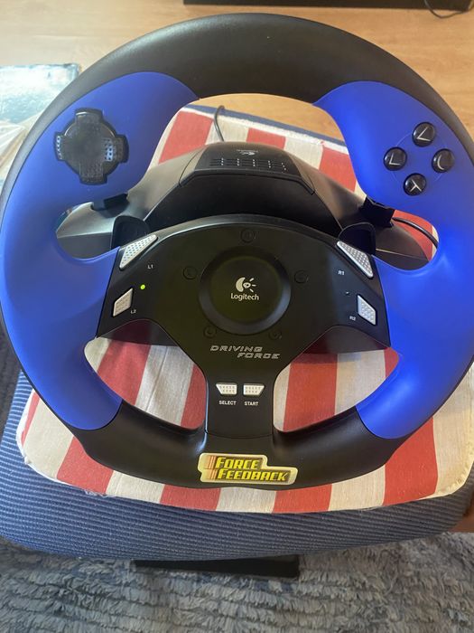 Volante Logitech para ps2 e compativel para ps3