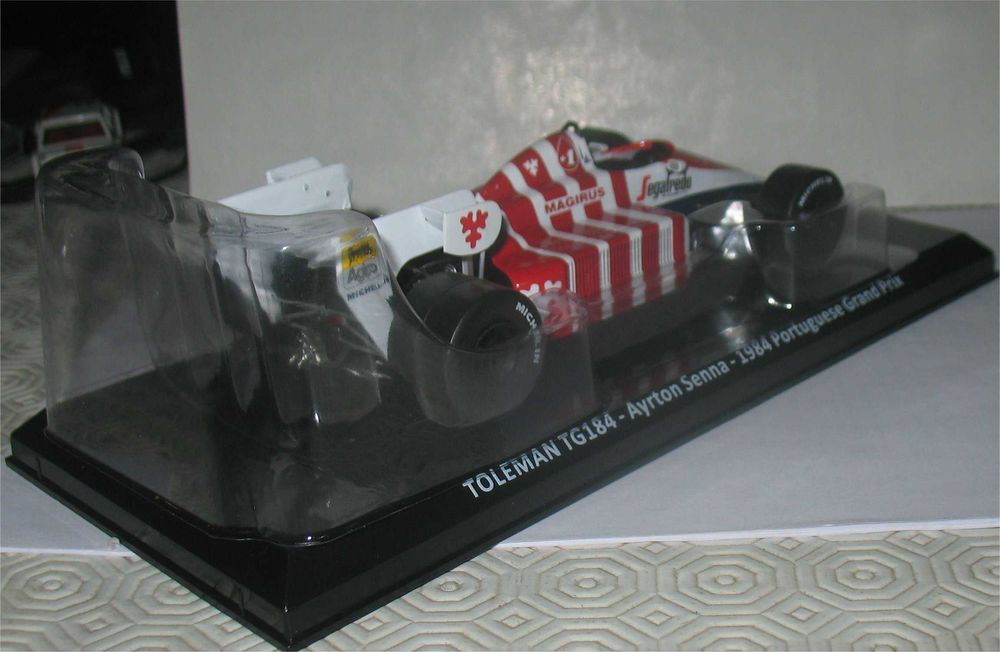Toleman Hart TG184 - 3º GP de Portugal 1984 - Ayrton Senna (1/24)