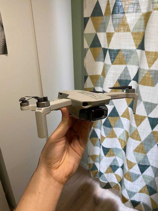 Dron DJI Mini 2 ultra light 249 gram