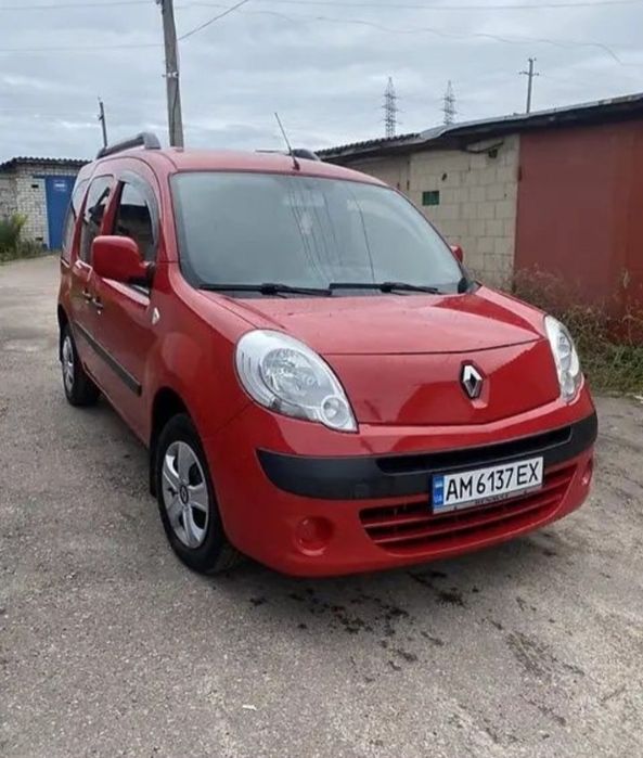 Аренда атомомобиля Рено Кенго  2