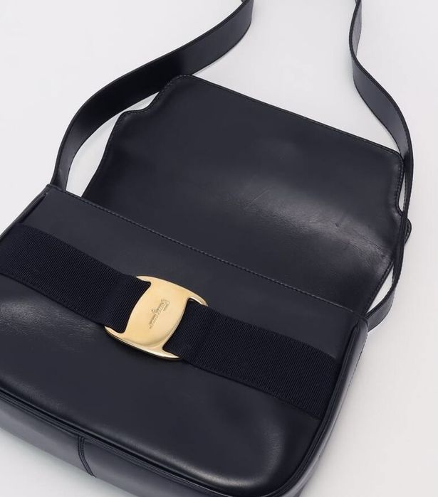 Вінтажна сумка з натуральної шкіри salvatore ferragamo vara, оригінал