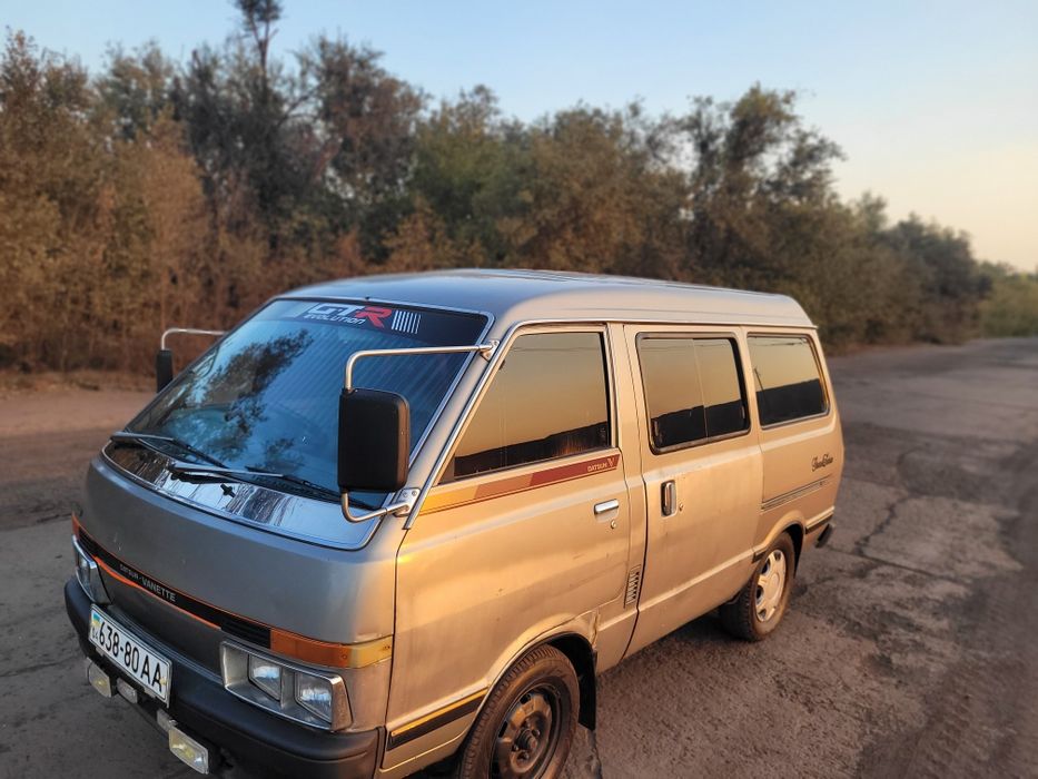 Nissan vanette 2.0 бензин механіка рама рисори