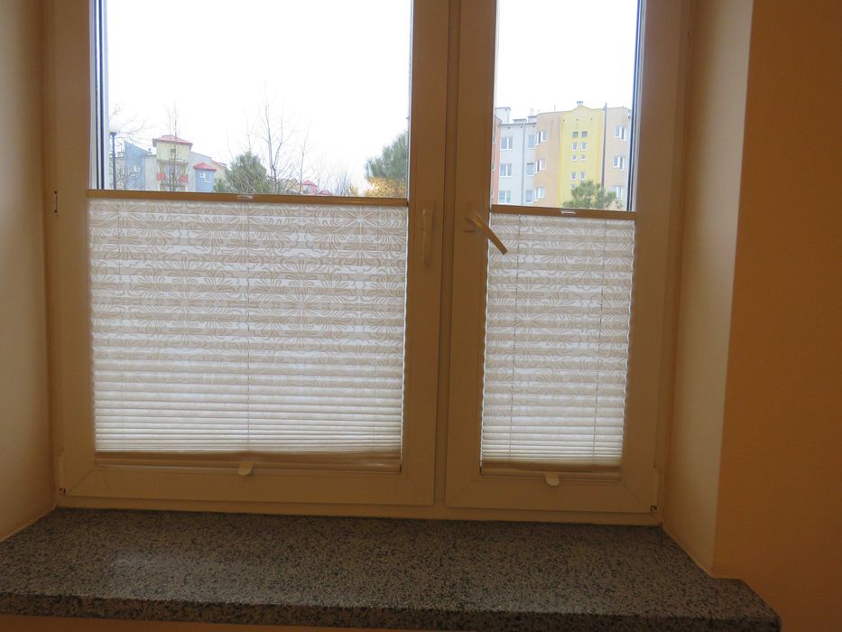 Plisa, roleta okienna