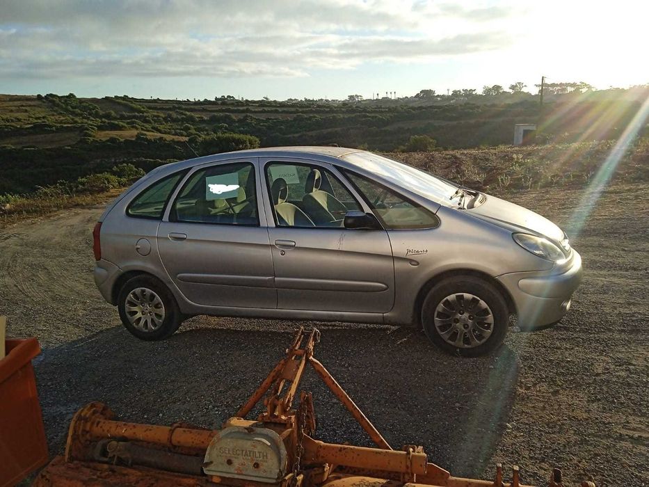 citroen Xsara cinza