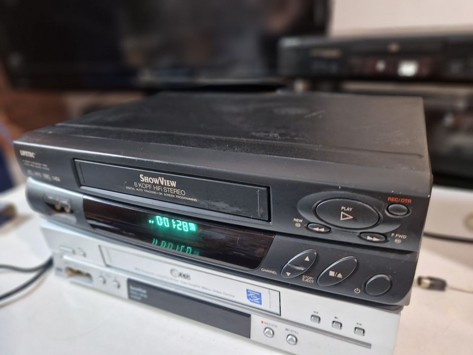 Magnetowid VHS  Lifetec LT 8910-stereo, 6 głowic