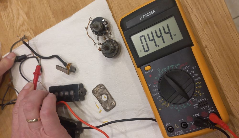 Gitara elektryczna Defil.