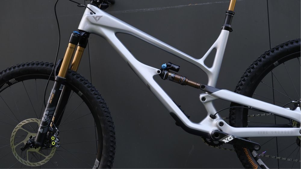 Велосипед двопідвіс YT Industries Jeffsy Pro Race 29 CF GX AXS