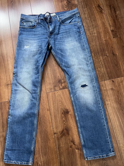 Spodnie Tommi Hilfiger dwa razy nałożone