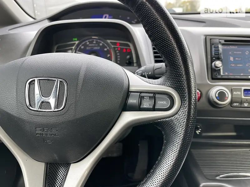 Продам honda civic 2009 гибрид