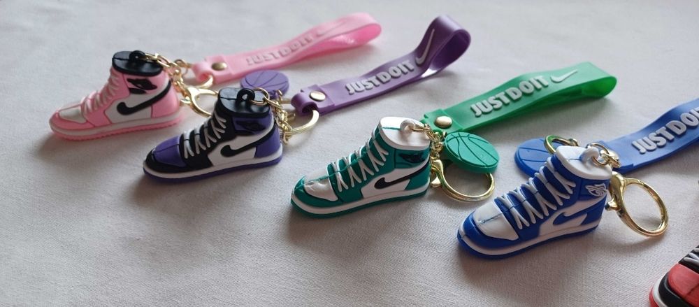 Breloczek zawieszka nike just do it do plecaka