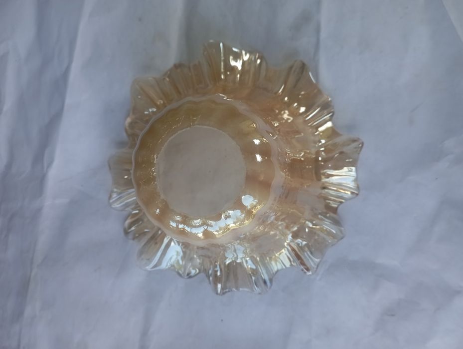 Плафони нові 2шт.Не були в використанні.