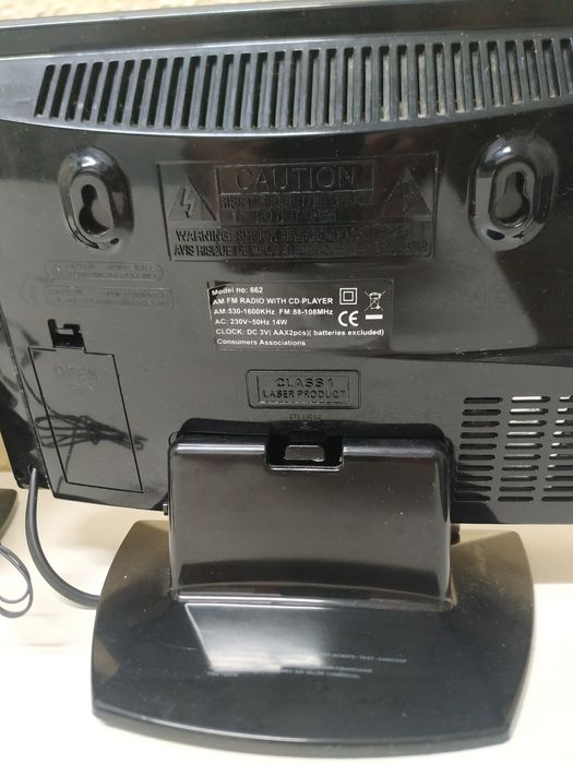 Radio relógio com leitor cd