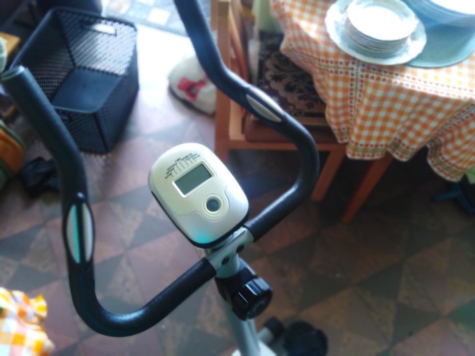 Rower treningowy firmy "Nu Sportia"