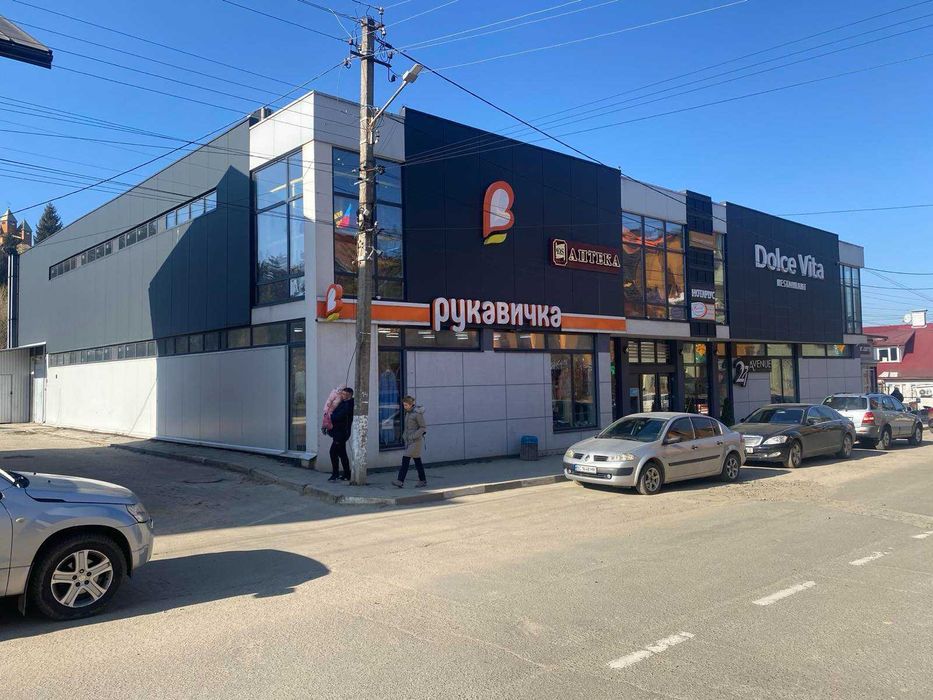 Східниця, вул. Золота Баня 7, продаж торгових площ ( острівки).