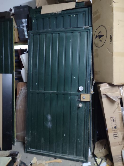 2 medidas Portas / Portões em ferro unidades