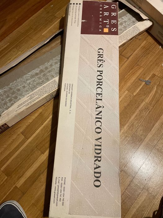 Azulejo para chão madeira