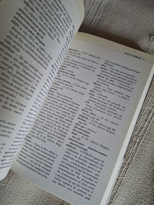 livro de Estilo do jornal Público