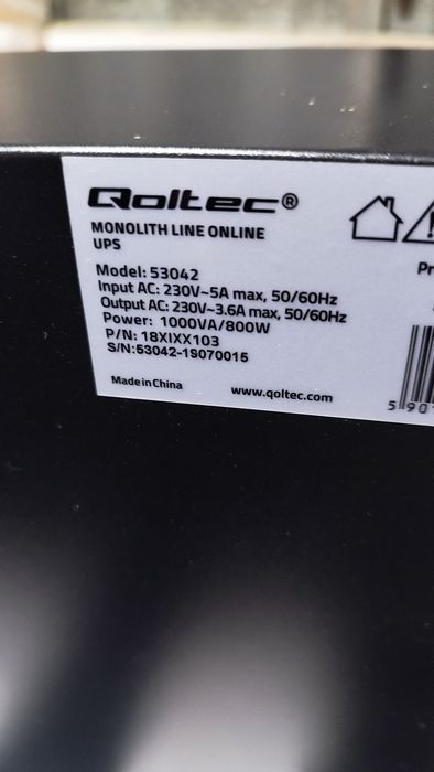 Zasilacz awaryjny UPS Qoltec 1000VA Pełny Sinus, nowy akumulator