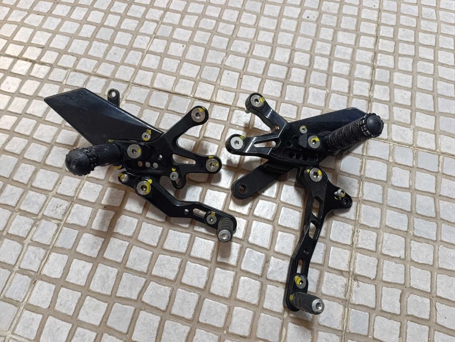 Peseiras ajustáveis lightech RSV4