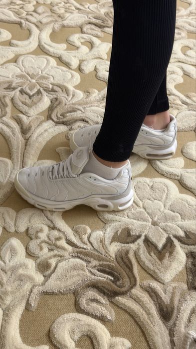 Кроссовки Nike Air Max Tn Plus