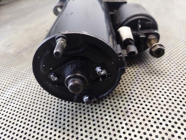 Motor de arranque VOLKSWAGEN Passat (3B2)