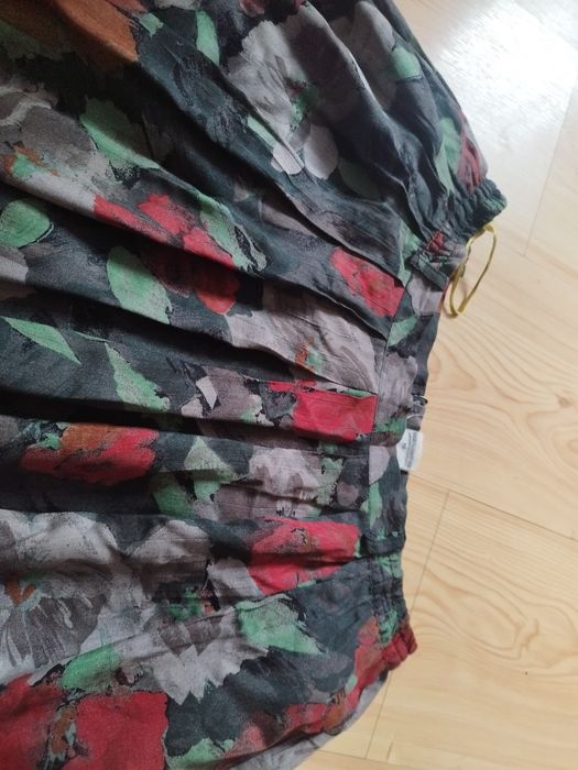 Spódnica MIDI duże kwiaty zakladki L-XL