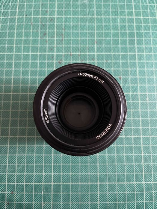 Objetiva p/ Nikon - Yongnuo 50mm F1.8