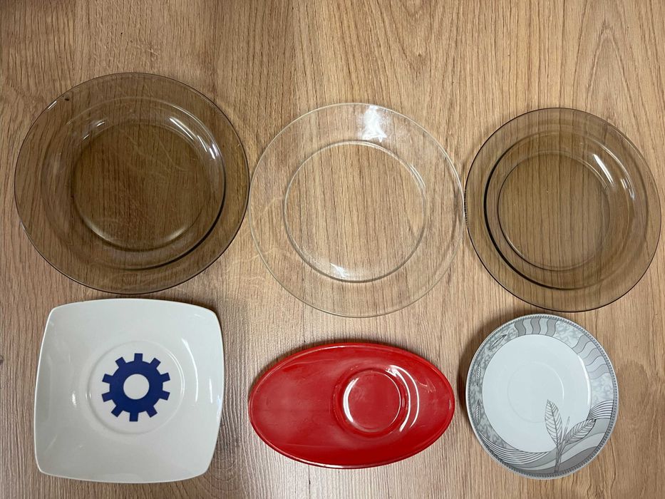 Zestaw różne talerzyki talerze 6 szt z różnych kompletów