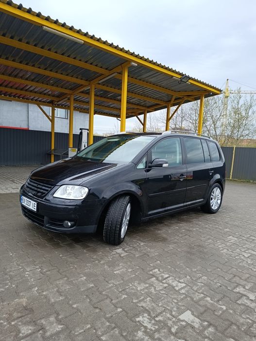 Фольксваген Volkswagen Touran 2006 мінівен