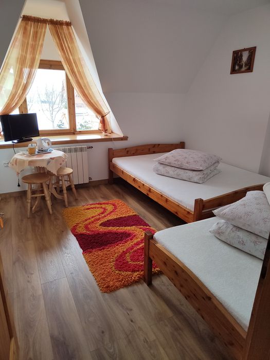 Pokoje lub cały dom-PIĘKNA PANORAMA!