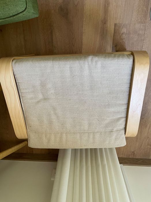 Pousa pés beje - IKEA