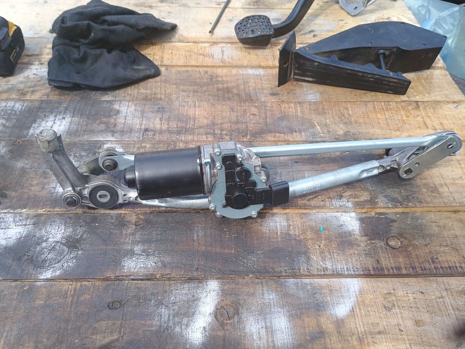 Mechanizm Wycieraczek + Silniczek BMW E90 Europa itp. E91