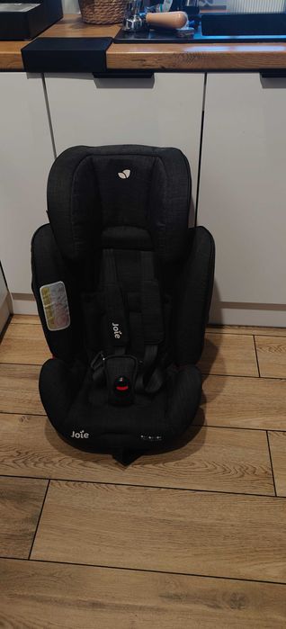 Fotelik joie stages isofix 0-25 kg
