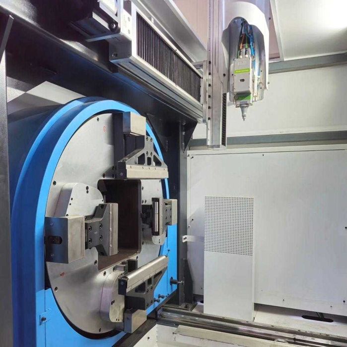 Máquina CNC de Corte Laser Fibra para tubo 3kW - Nova
