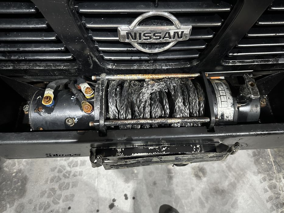 Pára-choques de ferro + Guincho – Nissan Patrol GR Y60